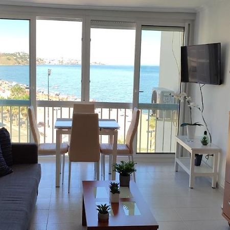 Апартаменты Turisstiko Playa Carvajal Фуэнхирола Экстерьер фото